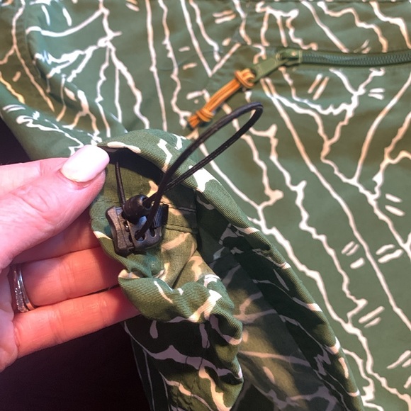 LL Bean wind breaker size Small - Picture 6 of 10